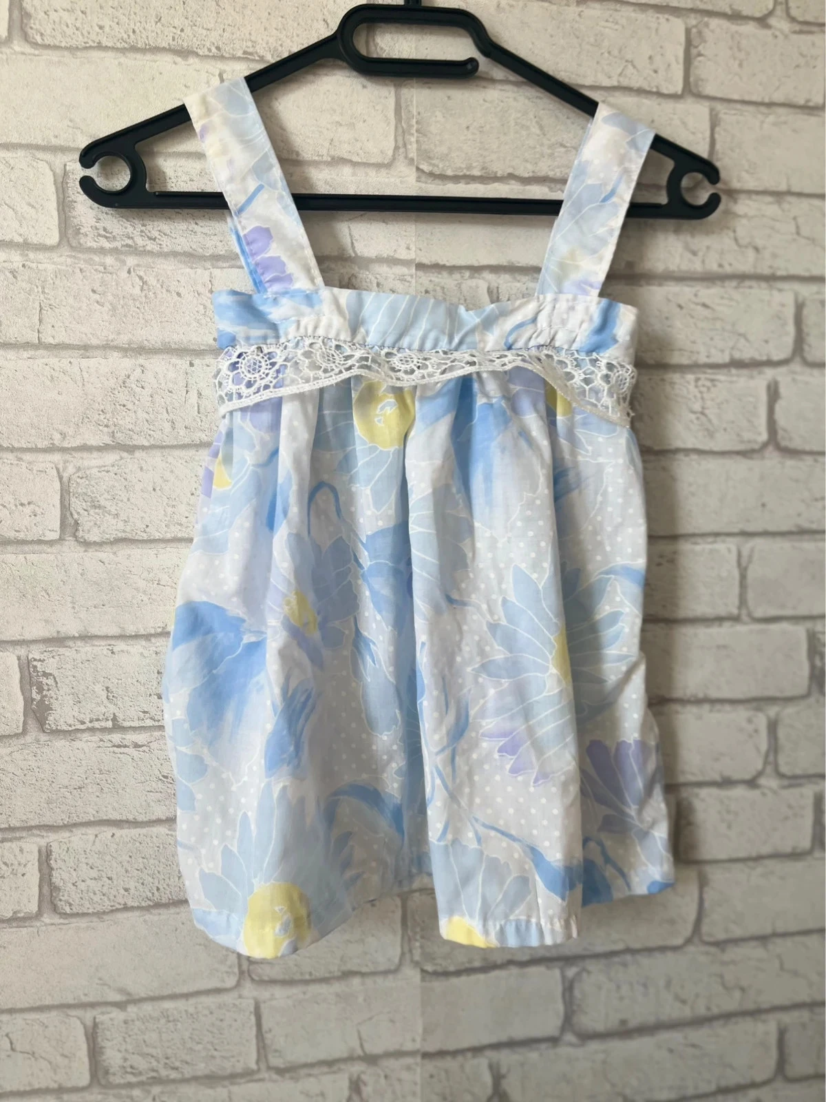 Robe légère à fleurs bleu pastel – Taille 18/24 mois – Bon état – photo 2